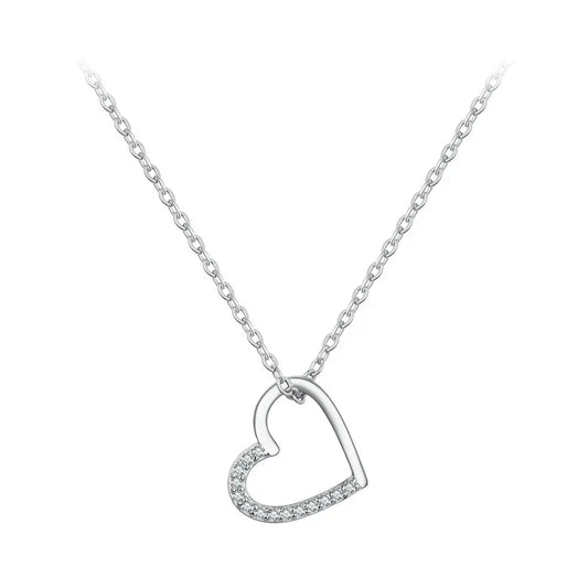 The shape of Love Heart Chain Necklace