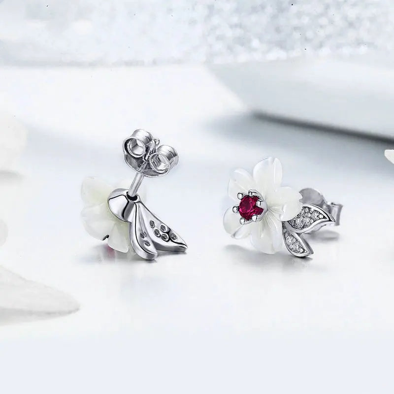 Pure Shell Flower Stud Earring