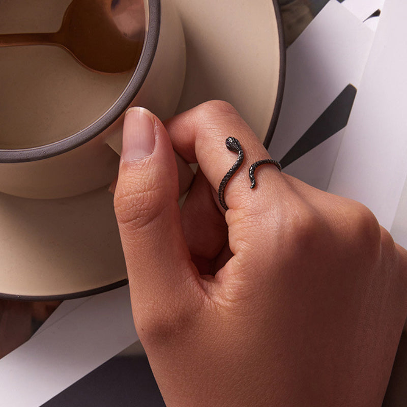 Mysterious Black Snake Ring