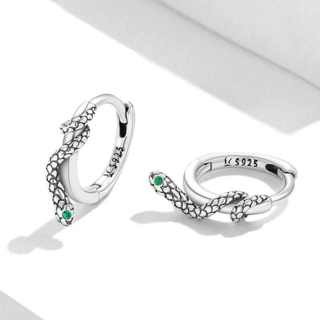 Snake Ear Buckles Inlaid with Green Zirconium