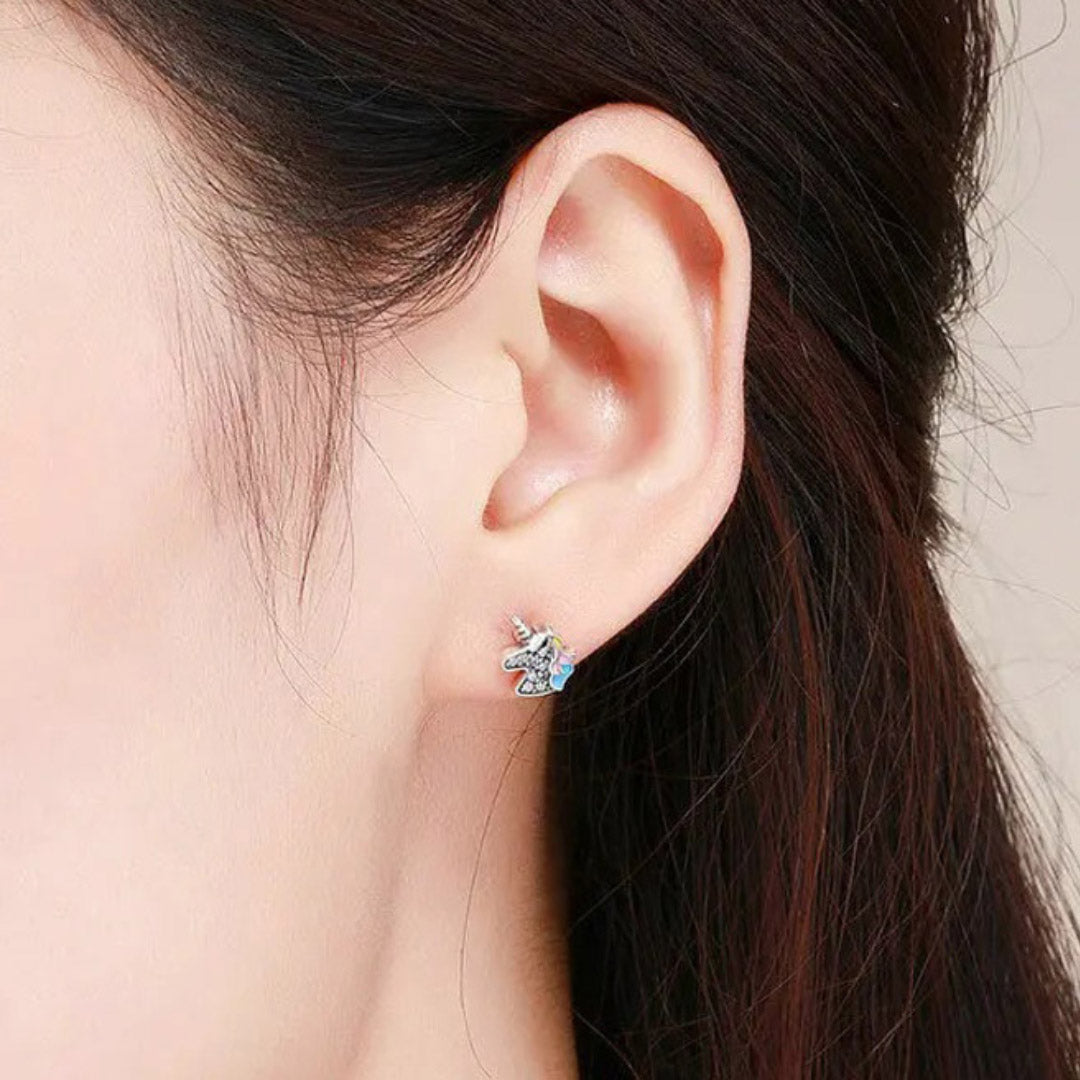 Dazzling Unicorn Memory Stud Earrings Silver