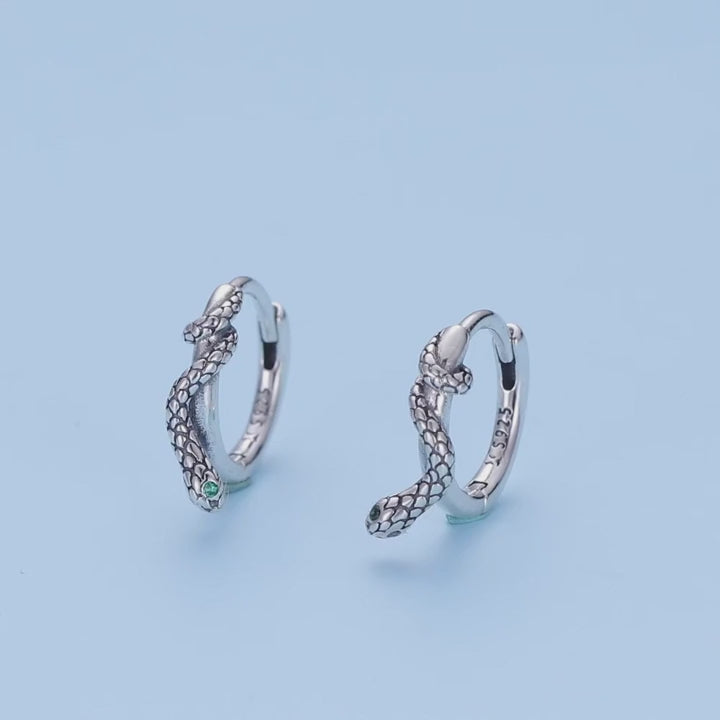 Snake Ear Buckles Inlaid with Green Zirconium
